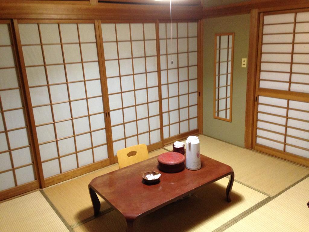 Osaki  Ryokan Bentenkaku חדר תמונה