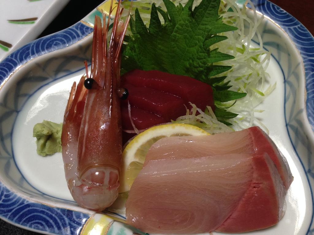 Osaki  Ryokan Bentenkaku חדר תמונה